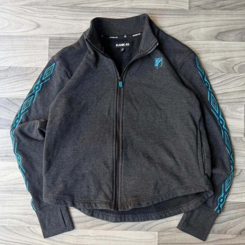 Rank 45 Y2K Grey Zip-Up Jacket with Blue Geometric Arm Stripe Detailing